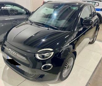 Fiat 500 500e Berlina 23,8 kWh Icon