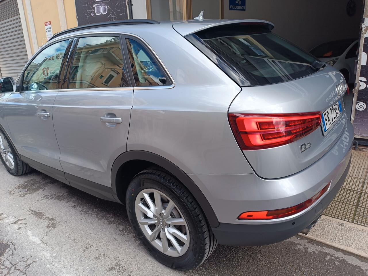 Audi Q3 2.0 TDI 150 CV S tronic Sport