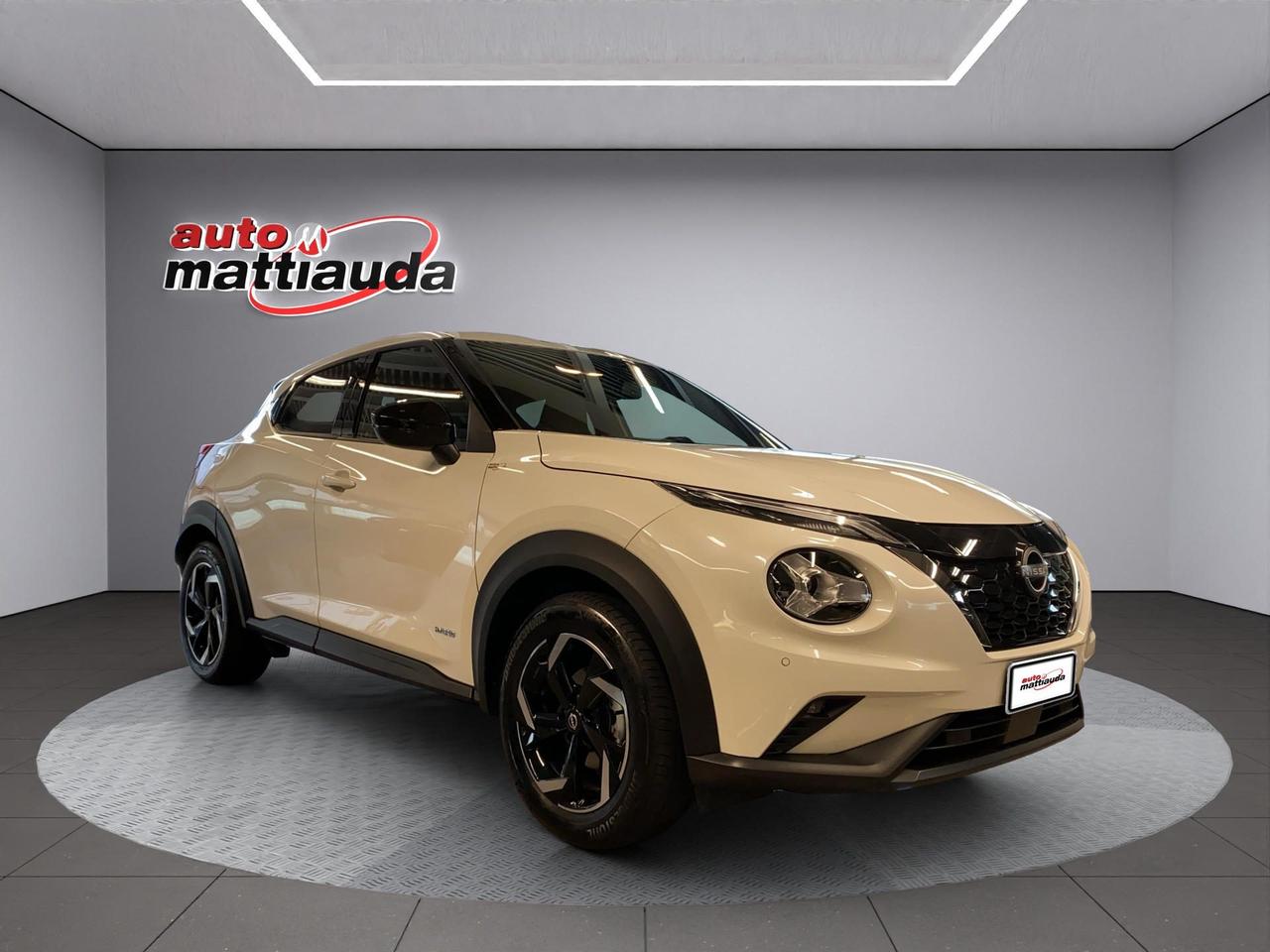 Nissan Juke 1.6 hev N-Connecta