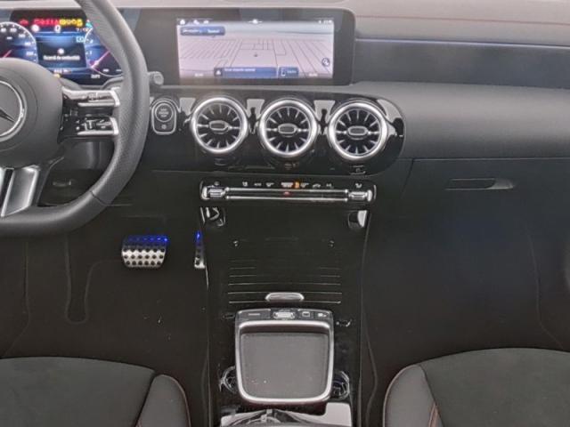 MERCEDES Classe CLA 180 Aut. Shooting Brake Premium AMG