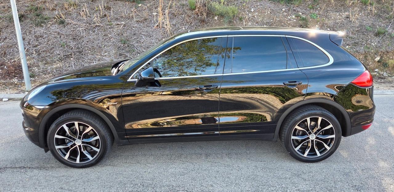 Porsche Cayenne 3.0 D 245cv No Superbollo 2012