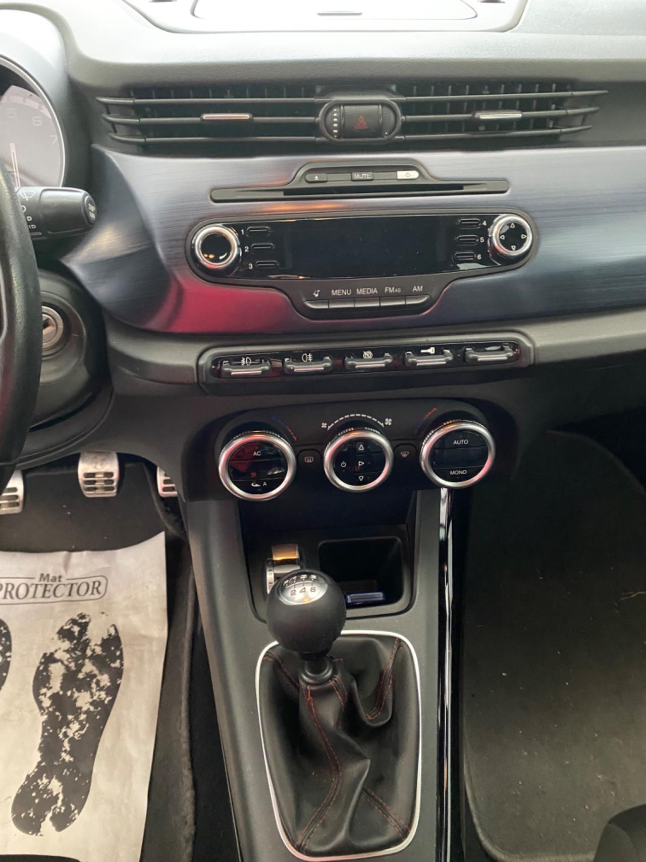 Alfa Romeo Giulietta 1.4 Turbo MultiAir Distinctive