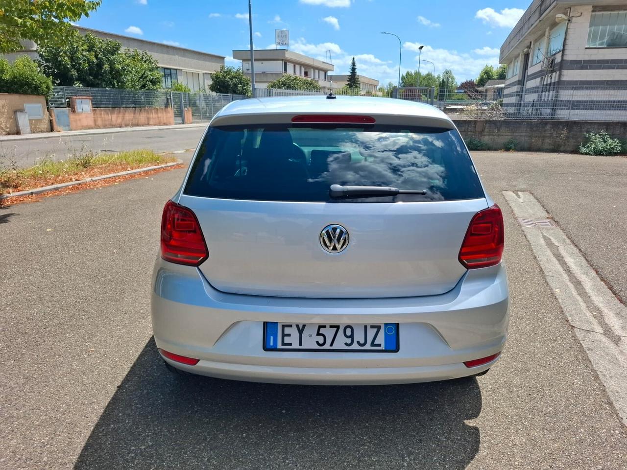 Volkswagen Polo 1.0 3 porte 2015 SOLO 129.000 KM