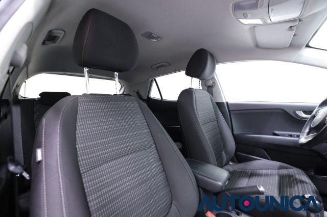 KIA Stonic 1.2 DPI STYLE FARI LED NEOPATENTATI