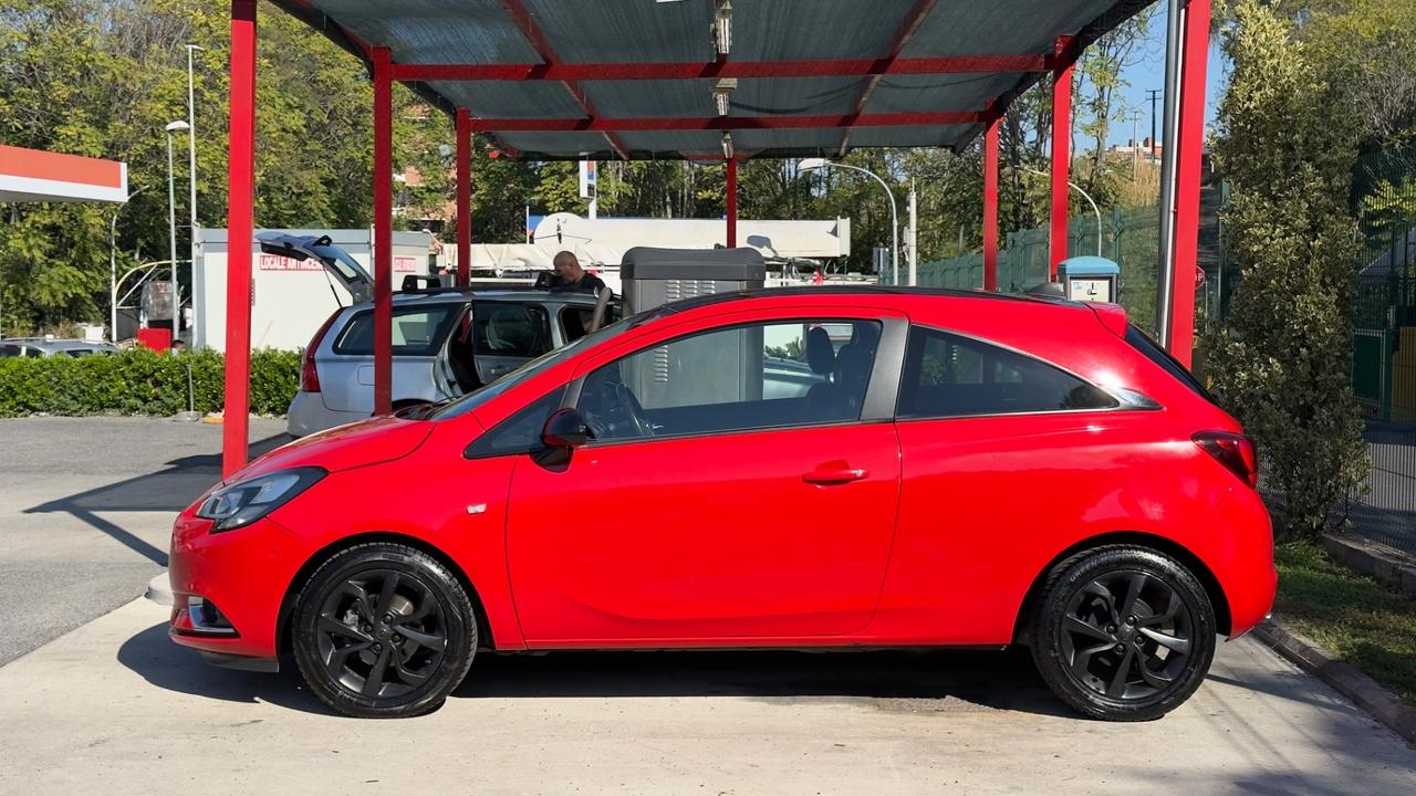 Opel Corsa 1.4 90CV Coupé b-Color 2015
