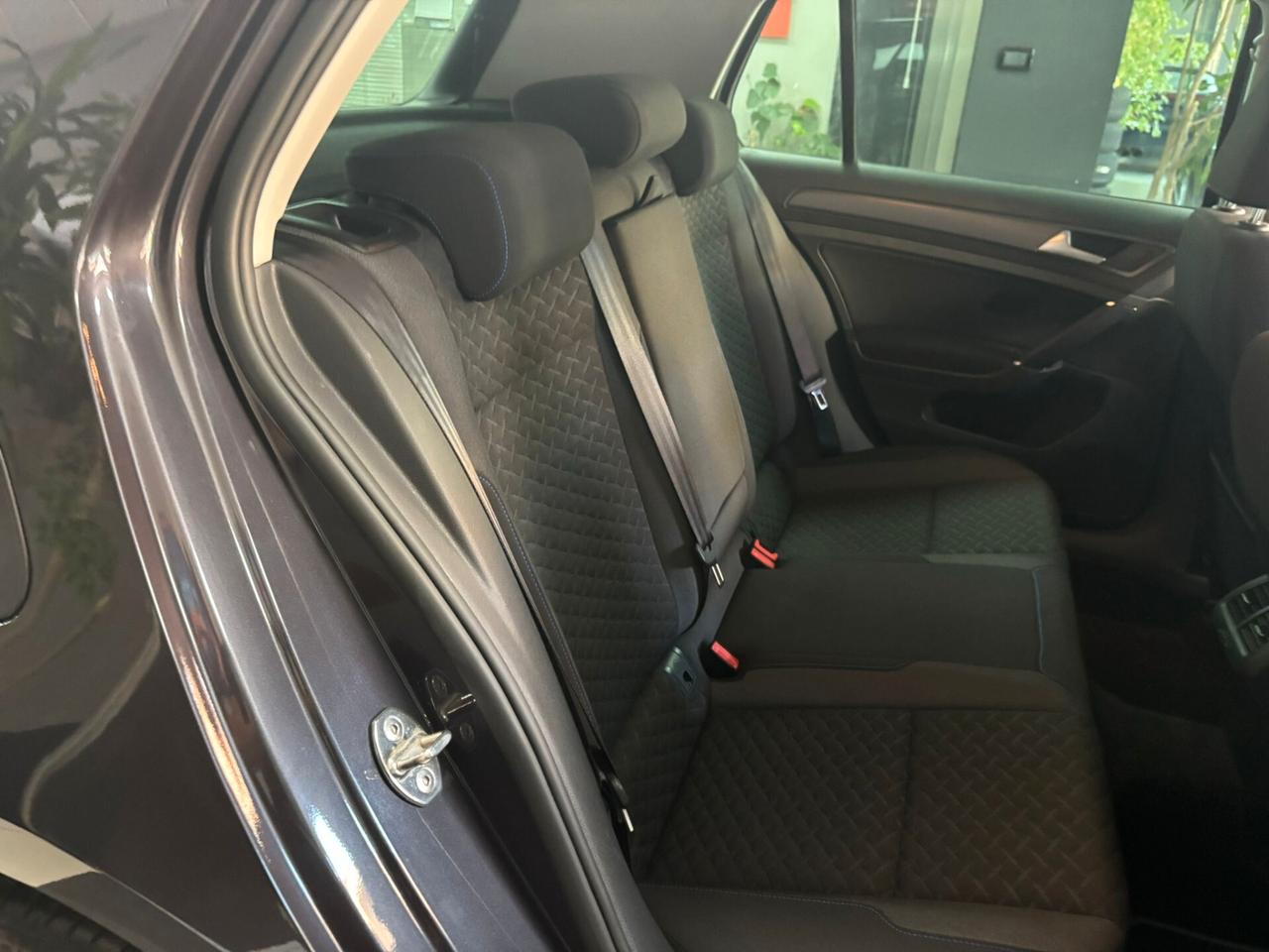 Volkswagen Golf 1.6 TDI 110cv Lounge 5p