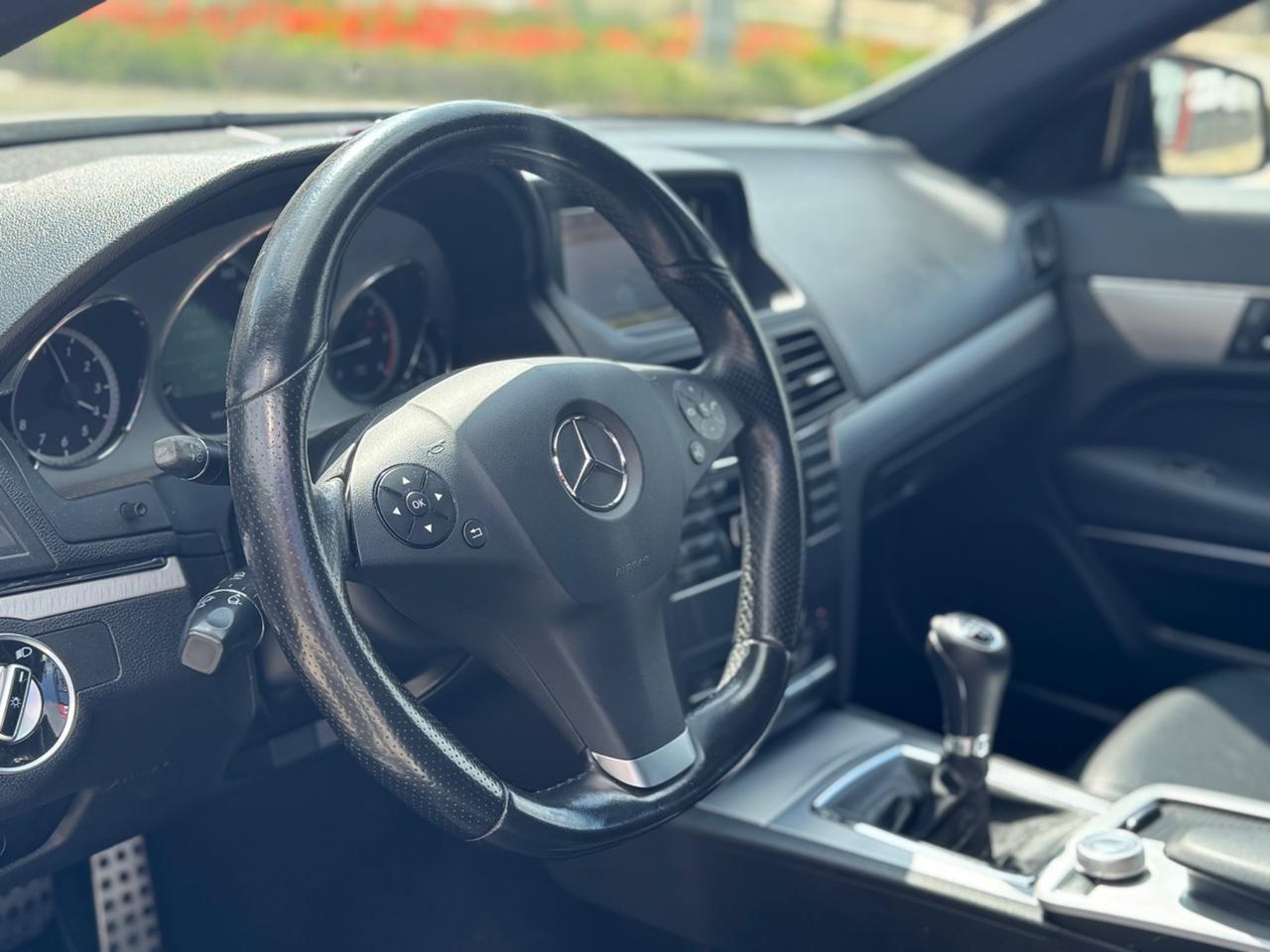MERCEDES CLASSE E 250D 204 CV AMG FULL MANUALE