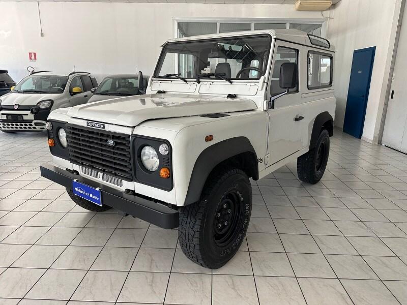 LAND ROVER Defender Defender 90 2.5 Td5 Station...