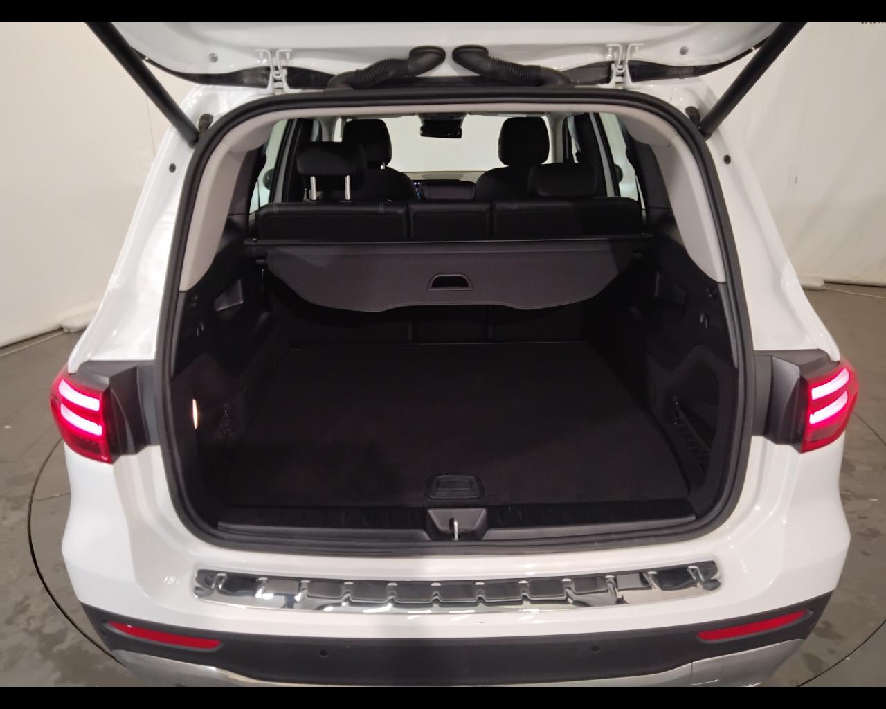 Mercedes-Benz GLB - X247 2023 - GLB 180 d Progressive Advanced auto