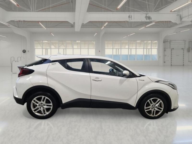 TOYOTA C-HR 1.8H 98CV E-CVT Business