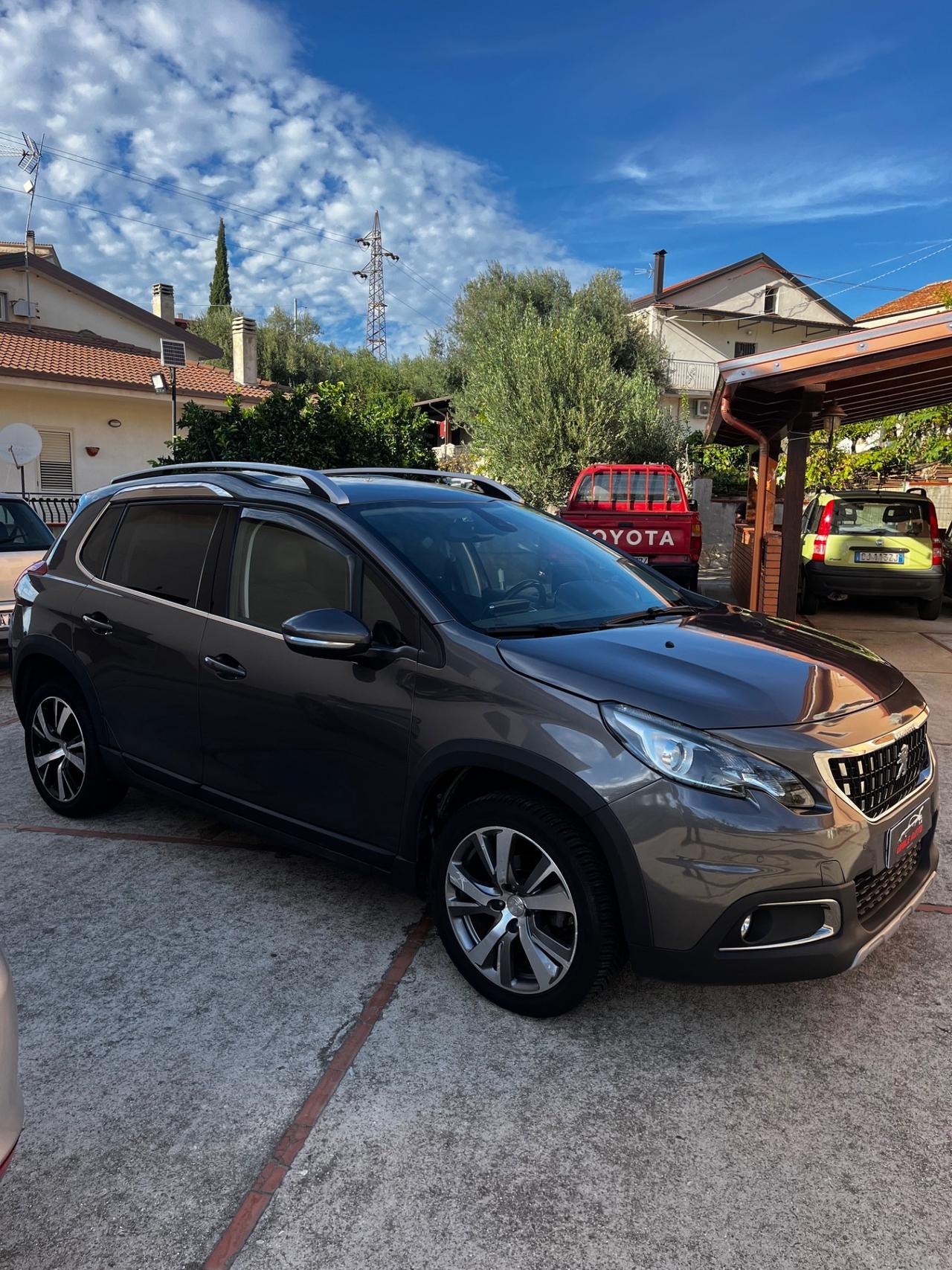 Peugeot 2008 BlueHDi 100 S&S Allure
