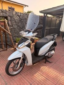Honda SH 300 i Sport