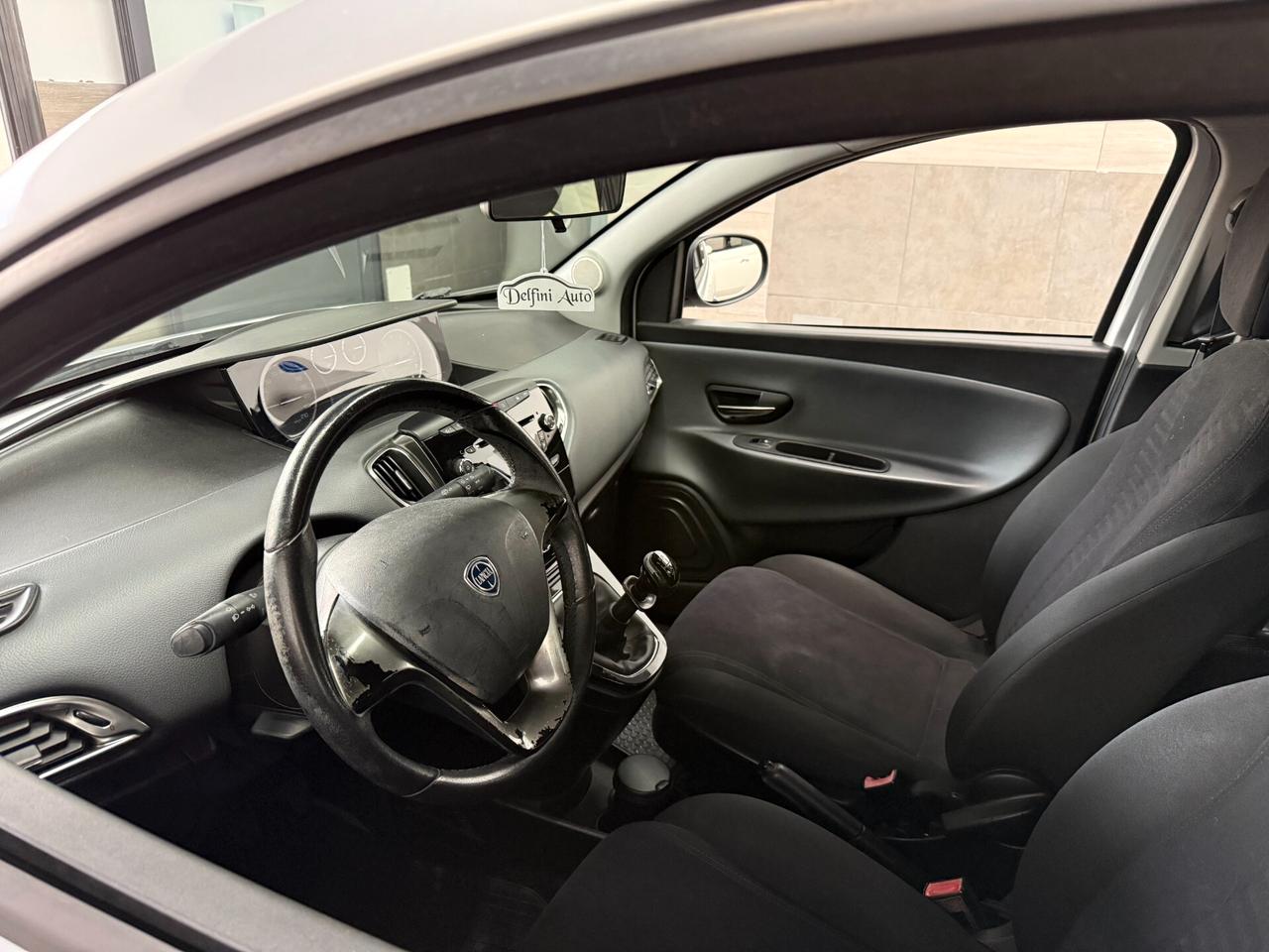 Lancia Ypsilon 1.2 69 CV 5 porte GPL Ecochic Platinum