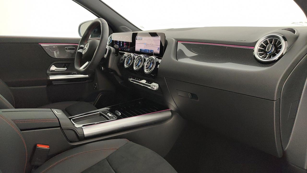 Mercedes-Benz GLA 200 d automatic