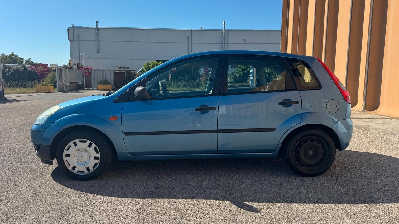 FORD FIESTA 1.2 BENZINA 75CV - 2003