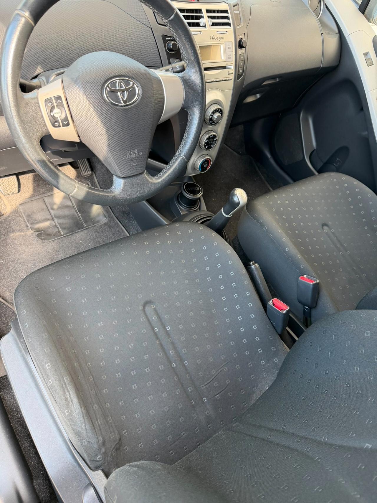 Toyota Yaris 1.0 5 porte Now