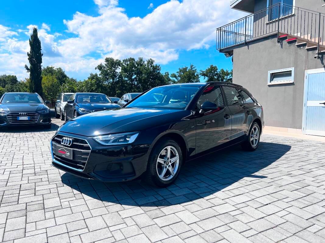 Audi A4 30 2.0 tdi mhev Business 136cv s-tronic