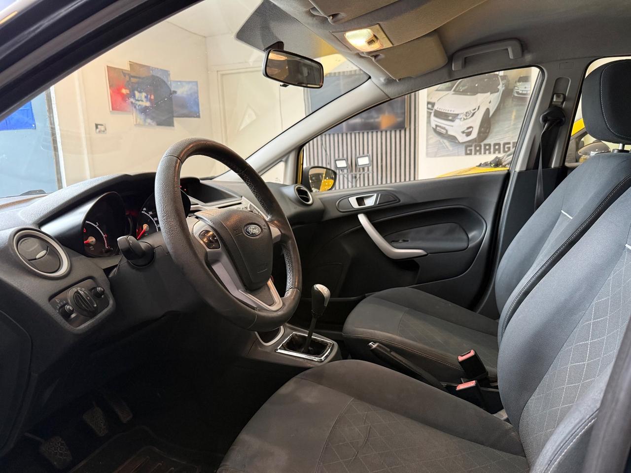 Ford Fiesta 1.2 BENZINA ANNO 2011 neopatentati