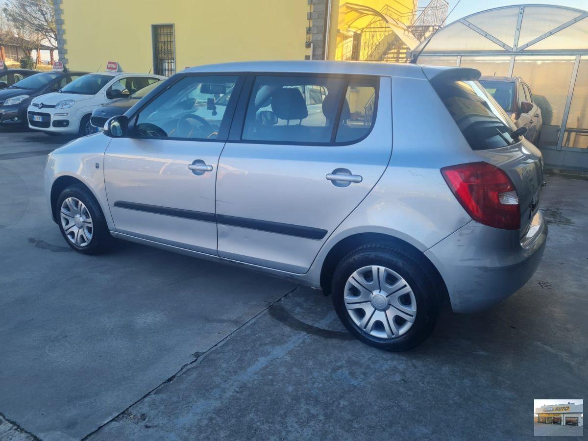 SKODA Fabia 1.2 Benzina-77.000 Km-Neopatentati