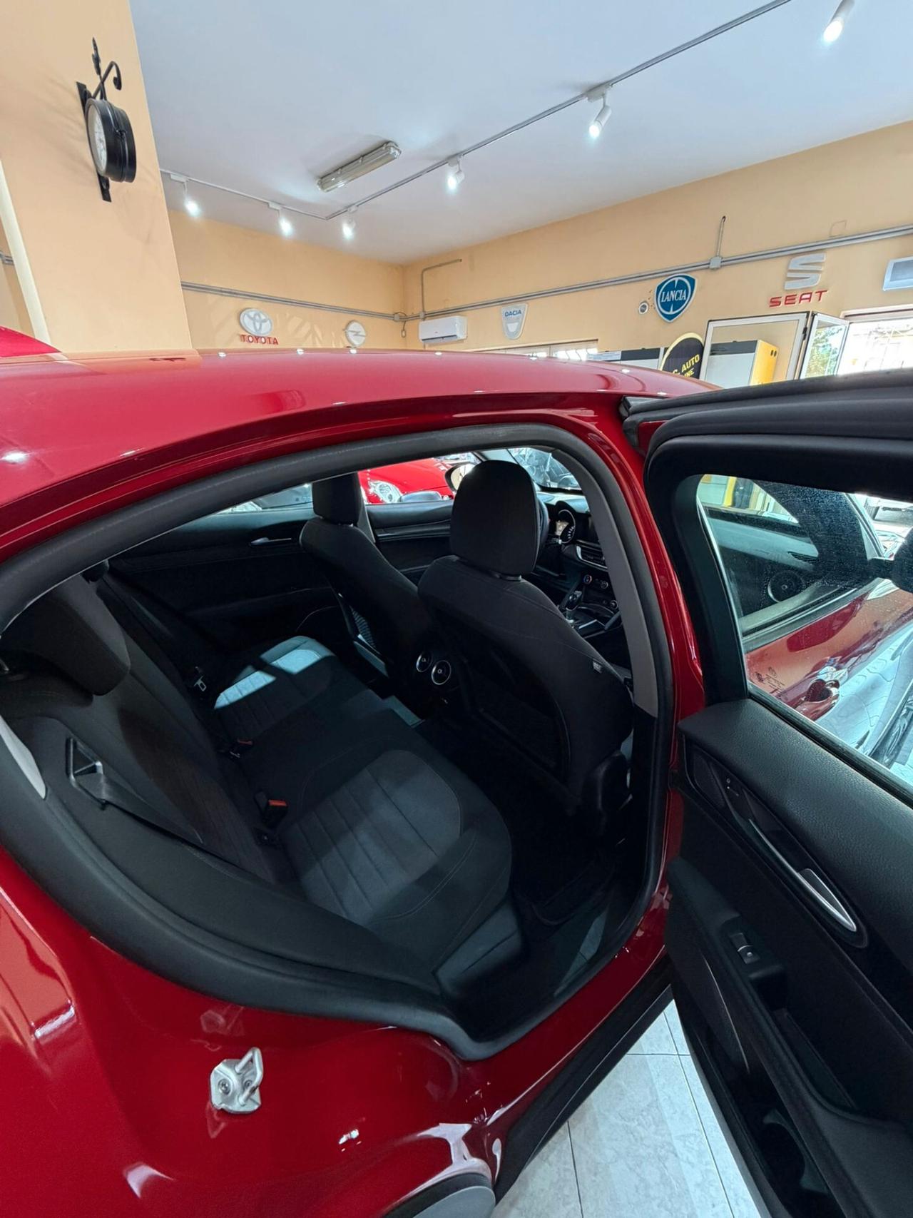 Alfa Romeo Stelvio 2.2 Turbodiesel 180 CV AT8 RWD Executive