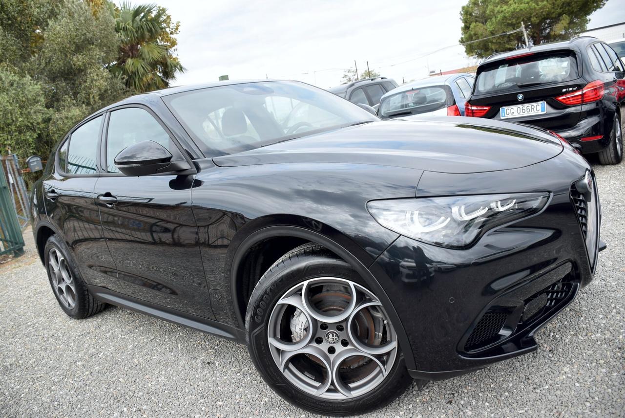 Alfa Romeo Stelvio 4700KM - 2.2 Turbodiesel 160CV AT8 RWD Sprint FULL IVA DETR.