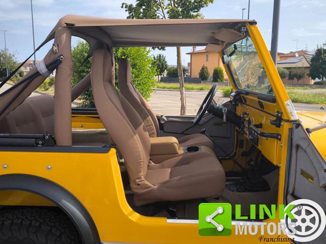 JEEP CJ-7 3 marce Renegade