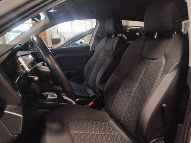 AUDI A1 citycarver 30 TFSI S tronic Identity Contrast