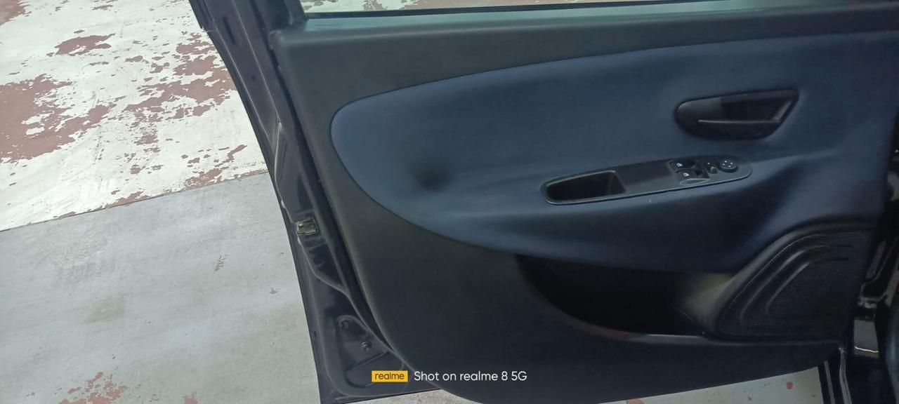 Lancia Ypsilon 1.0 FireFly 5 porte S&S Hybrid Gold Plus ( MOTORE NUOVO FATTURATO )