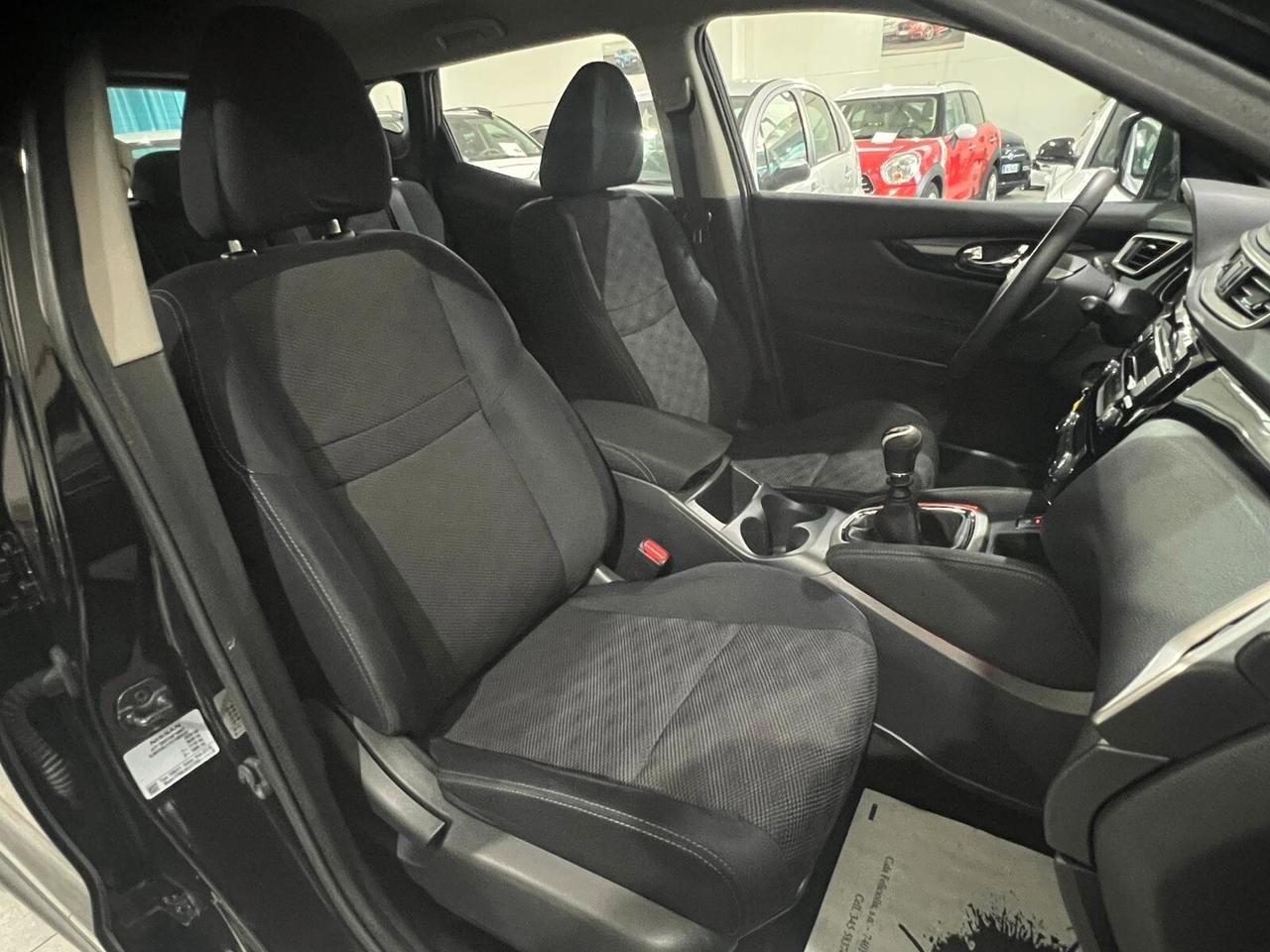 Nissan Qashqai 1.6 dCi 4WD Tekna 131 cv 2014