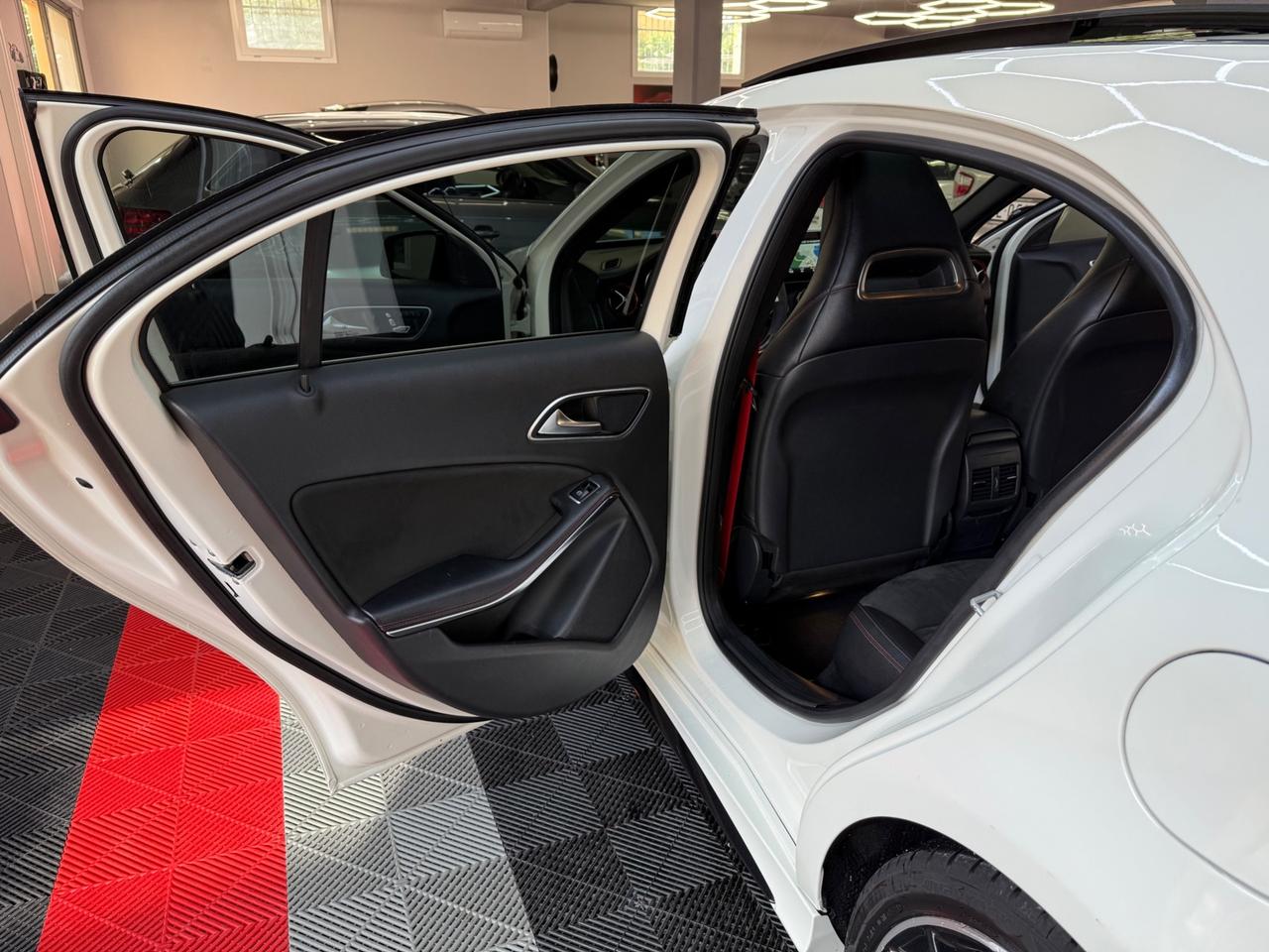 Mercedes-benz A 200 d AMG line - FABIANOAUTO