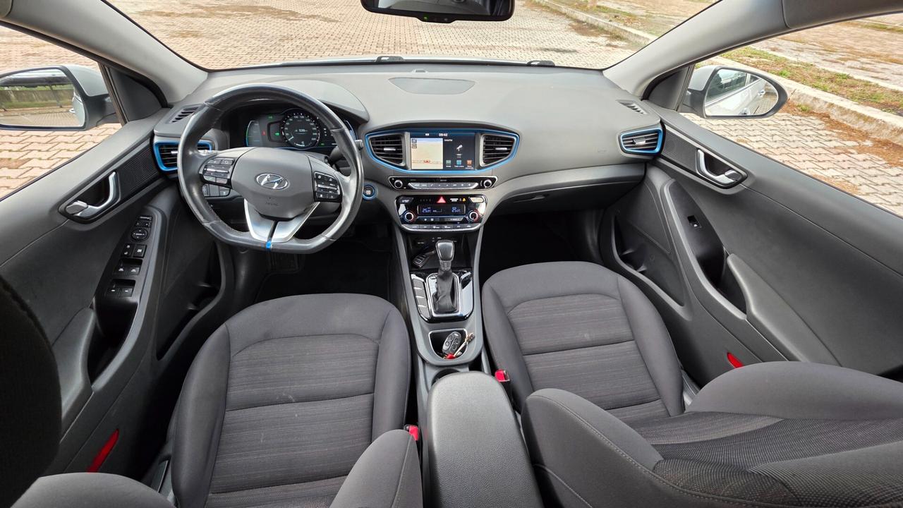 Hyundai Ioniq 1.6 Hybrid DCT Comfort full optional