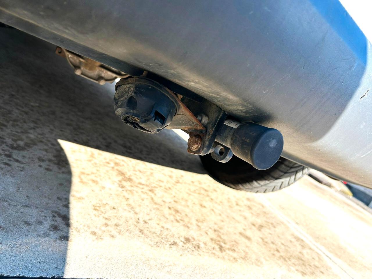 Mercedes Benz Vito Mixto Autocarro 6 posti