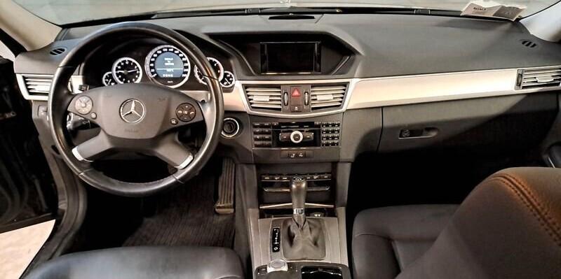 Mercedes-benz E 200 CDI BlueEFFICIENCY Elegance