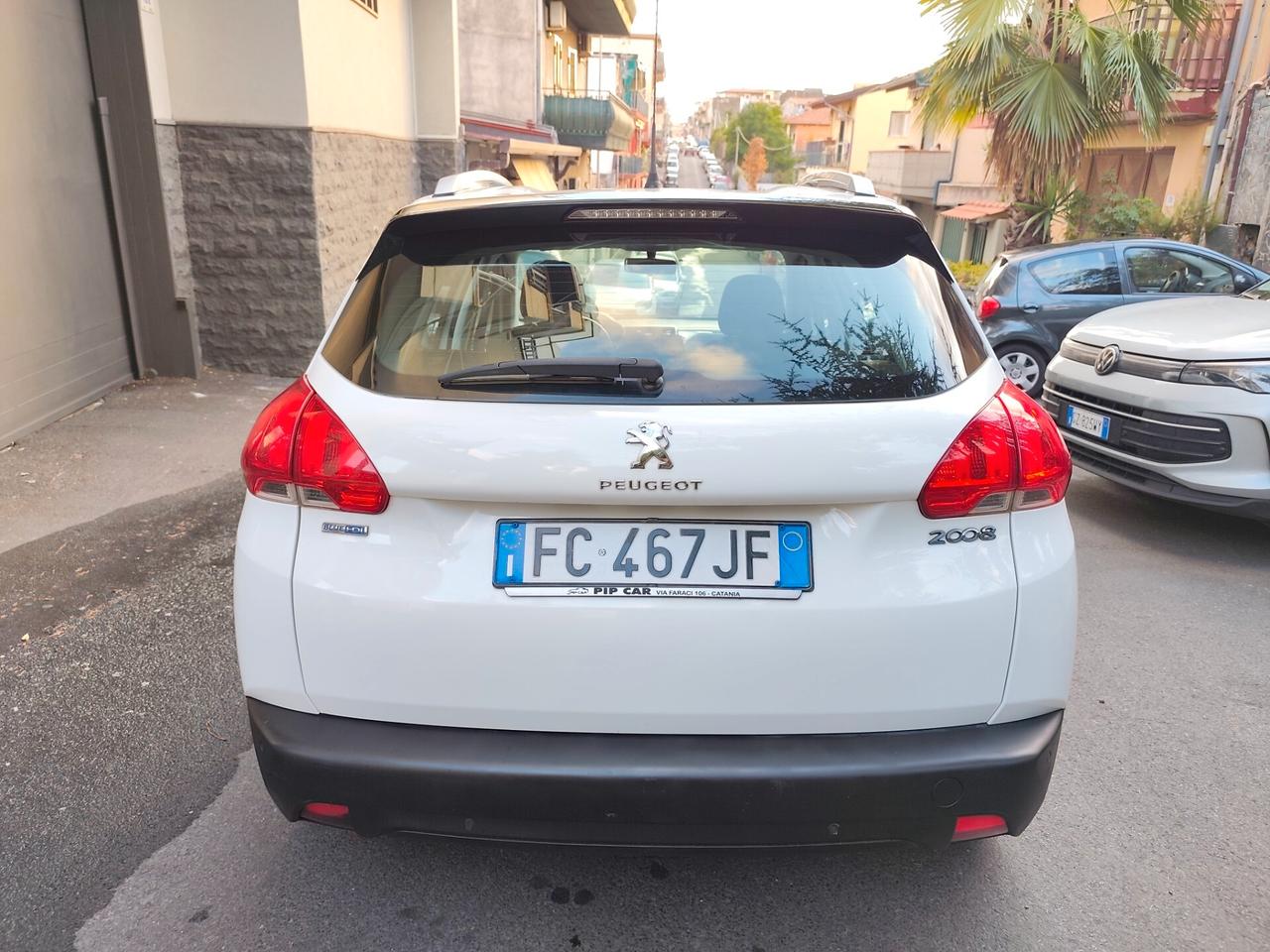 Peugeot 2008 BlueHDi 100 CV 2016