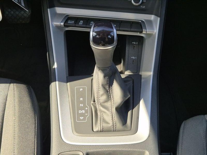 Audi Q3 Sportback 35 2.0 tdi Business Plus s-tronic