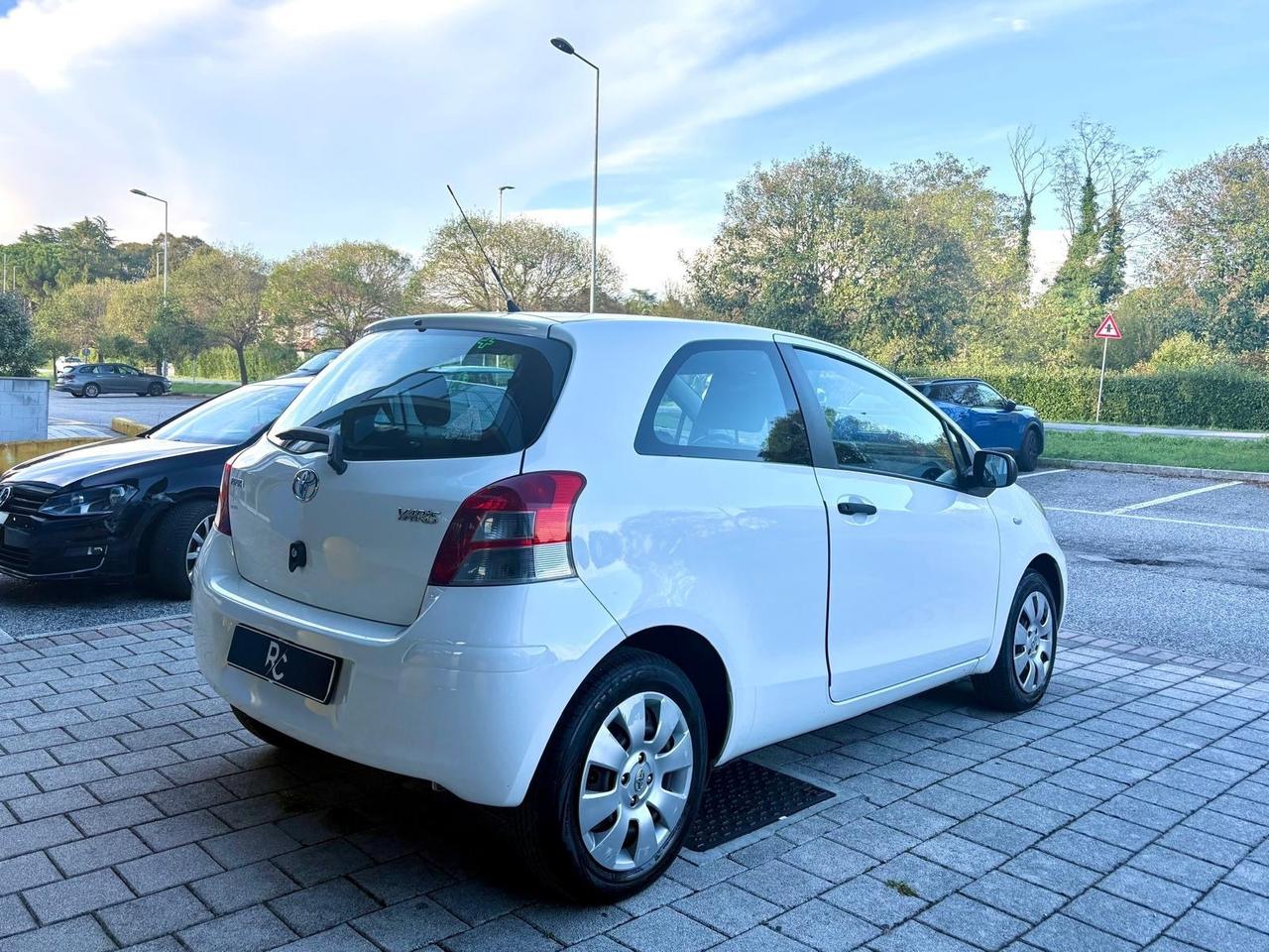 Toyota Yaris 1.0 Neopatentati