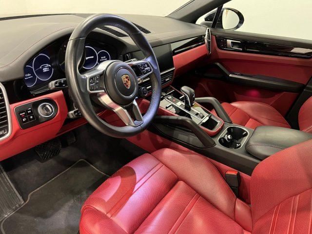 PORSCHE Cayenne Coupé 3.0 E-Hybrid IVA ESPOSTA
