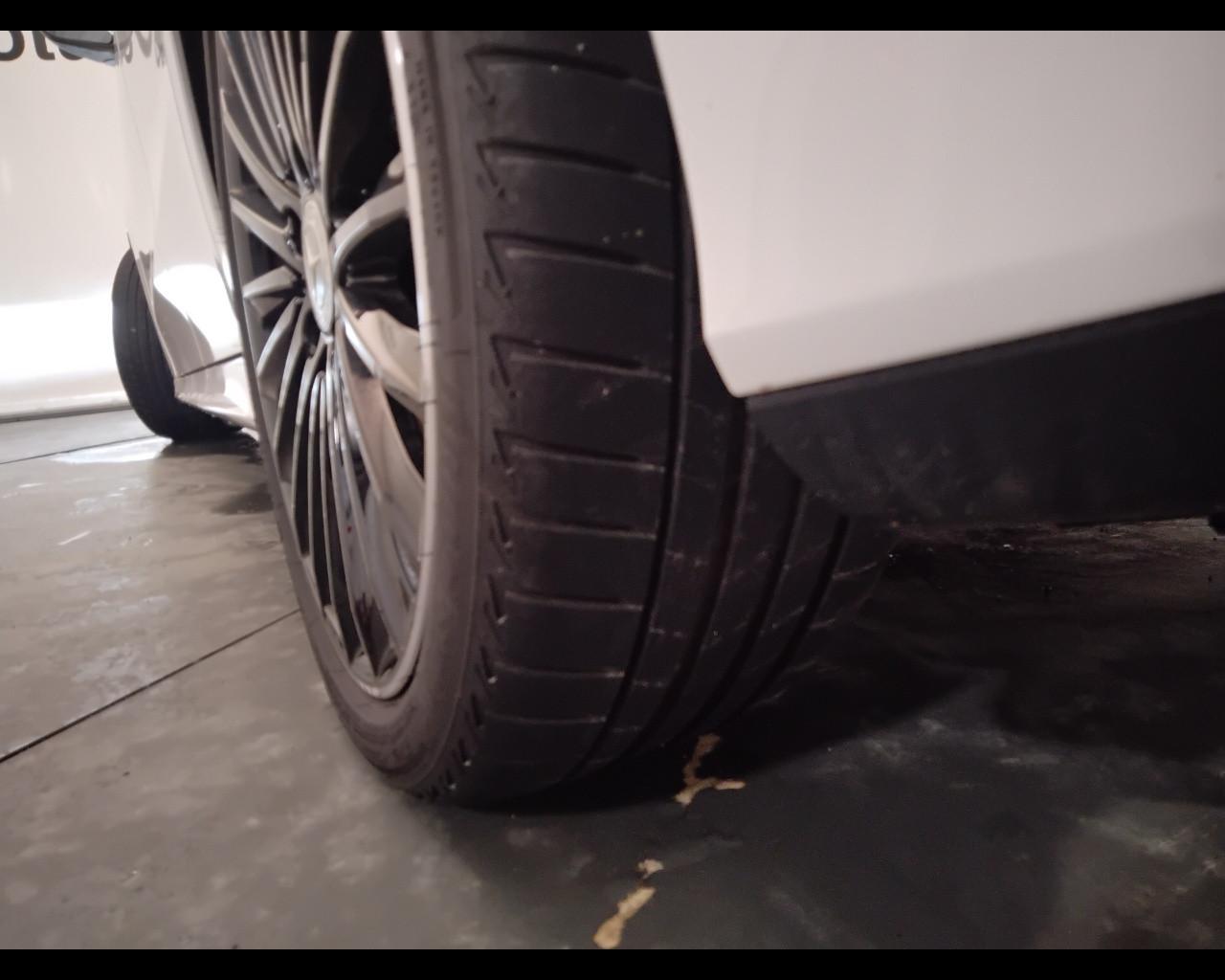 Mercedes-Benz Classe B - W247 2023 - B 250 AMG Line Advanced Plus 4matic auto