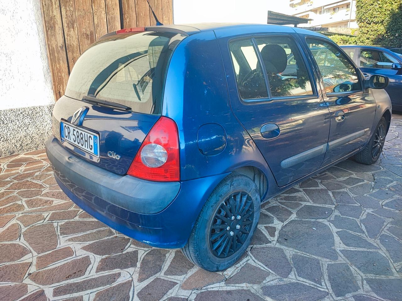 Renault Clio 1.2 cat 5 porte Confort neopatentati
