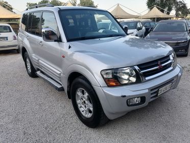 Mitsubishi Pajero 3.2 16V DI-D 5p. Automatica 7 posti