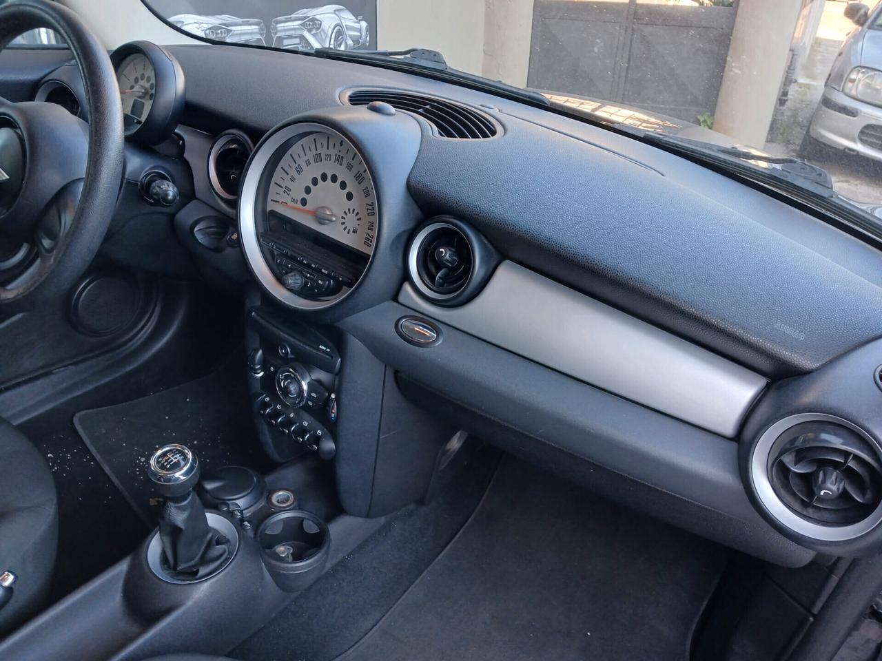 Mini 1.6 16V Cooper D