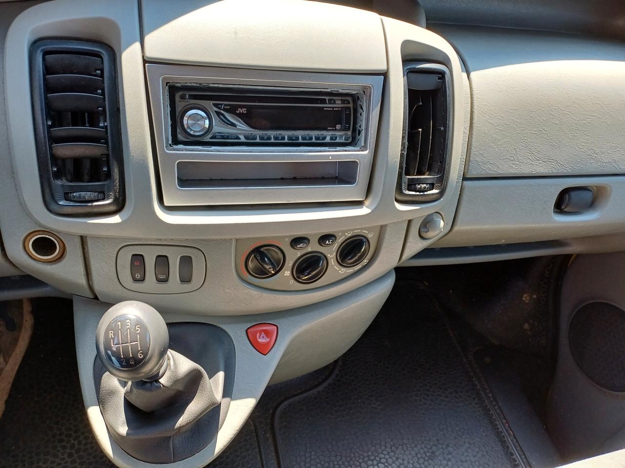 Opel Vivaro 27 1.9 DTI PC-TN Furgone