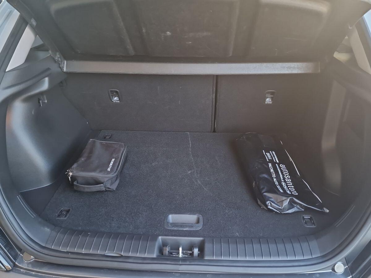 HYUNDAI KONA 1.0 HYBRID XLINE