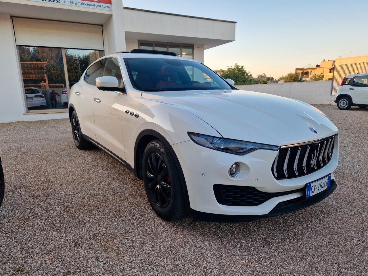 Maserati Levante V6 Diesel 275 CV AWD Granlusso