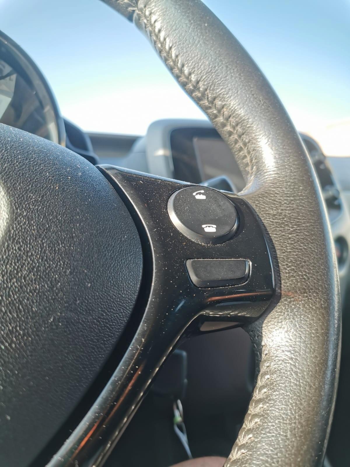 Toyota Aygo Connect 1.0 VVT-i 72CV 5P. x-business MMT