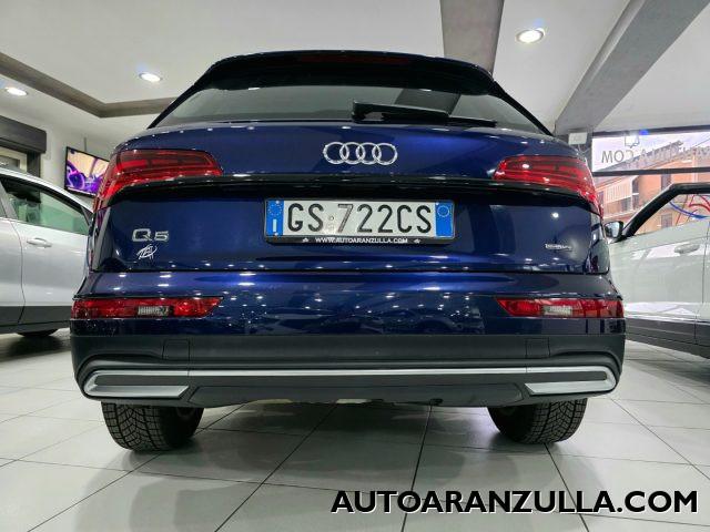 AUDI Q5 NEW 40 Business 2.0 TDI 204CV Quattro Stronic Virt