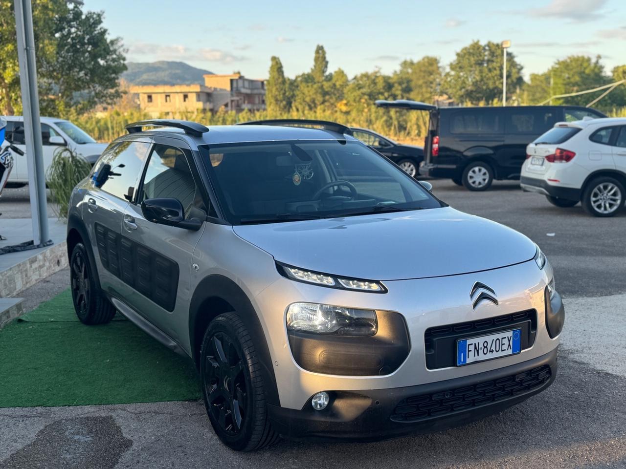 Citroen C4 Cactus BlueHDi 100 Shine PERFETTA