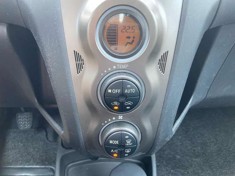 TOYOTA Yaris 5p 1.3 (dual) Sol c/vsc+trc