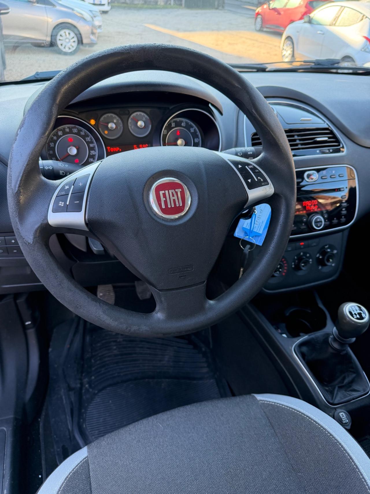 Fiat PUNTO 1.4 8V 5P EASYPOWER STREET NEOPAT