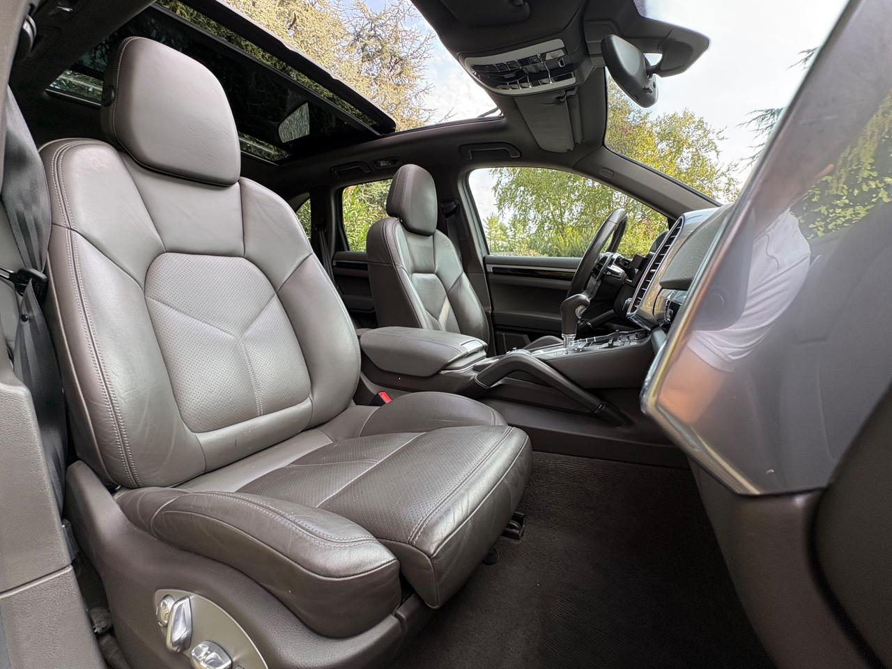 Porsche Cayenne 3.0 V6 250cv tiptronic